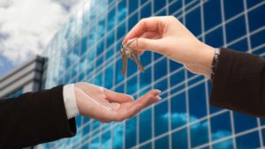 Read more about the article O que acontece com os empregados quando a empresa é vendida?