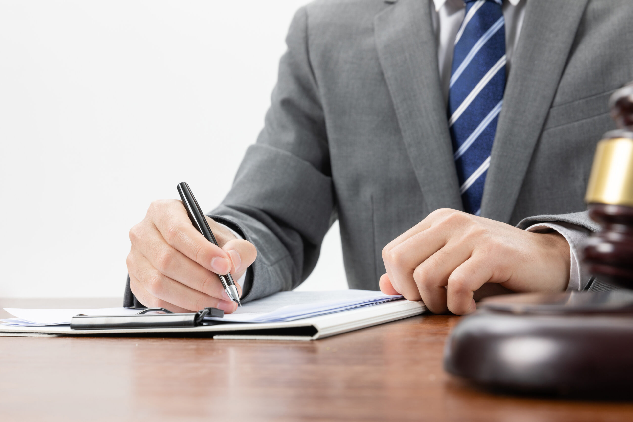 Read more about the article Sua empresa está em dificuldade? A Recuperação Extrajudicial pode ser a solução que você precisa